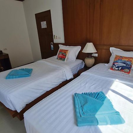 Pipikuku Hotel&Restaurant Patong Bagian luar foto