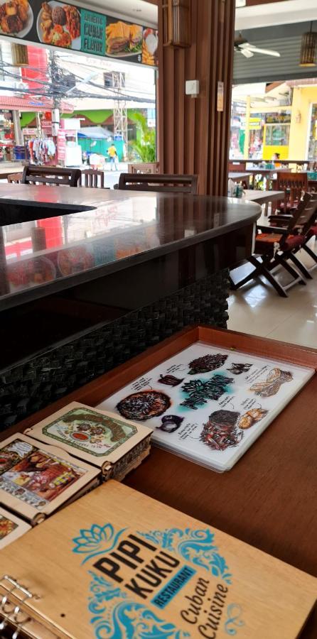 Pipikuku Hotel&Restaurant Patong Bagian luar foto