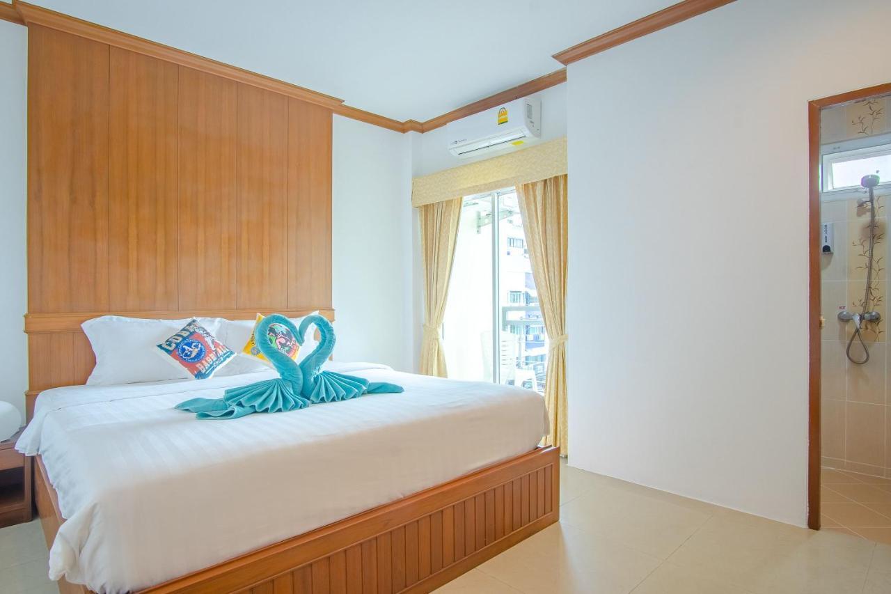 Pipikuku Hotel&Restaurant Patong Bagian luar foto