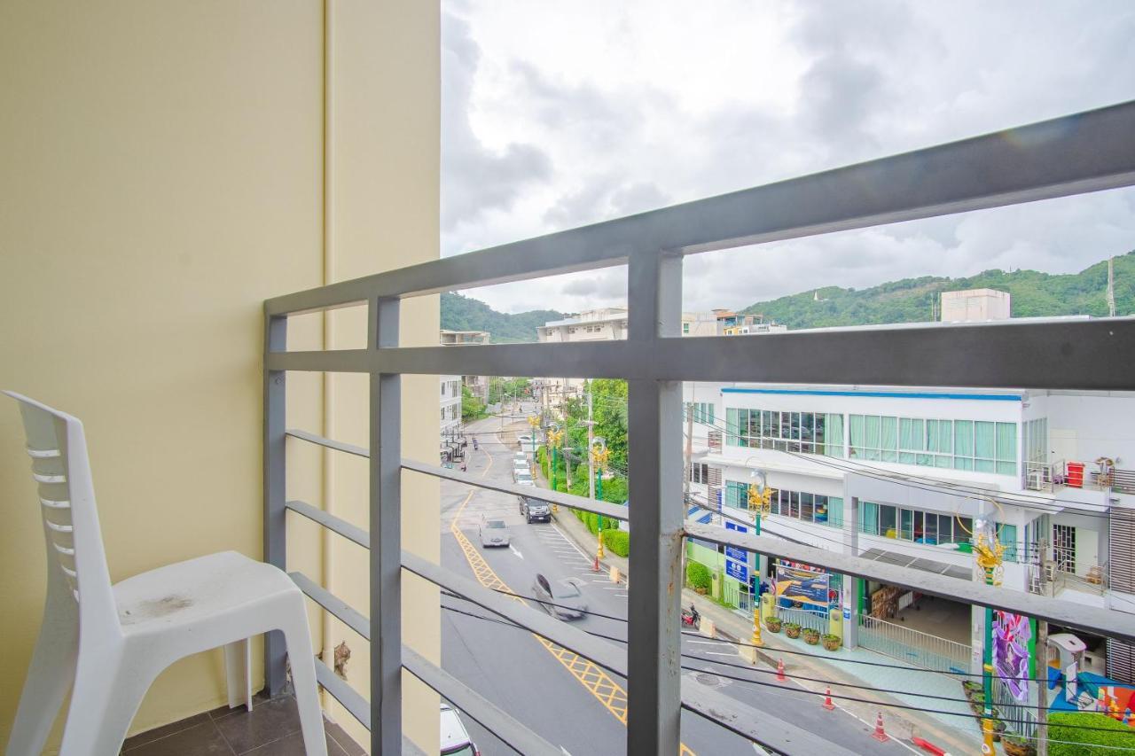 Pipikuku Hotel&Restaurant Patong Bagian luar foto