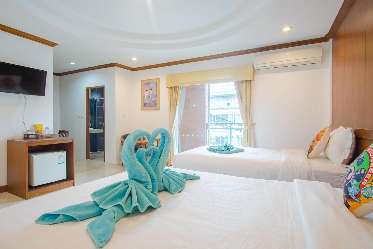 Pipikuku Hotel&Restaurant Patong Bagian luar foto