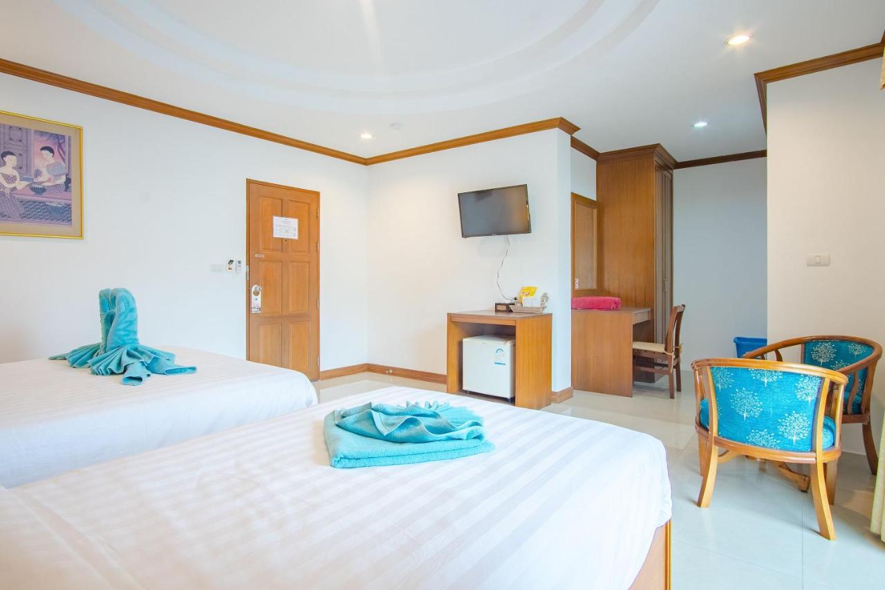 Pipikuku Hotel&Restaurant Patong Bagian luar foto