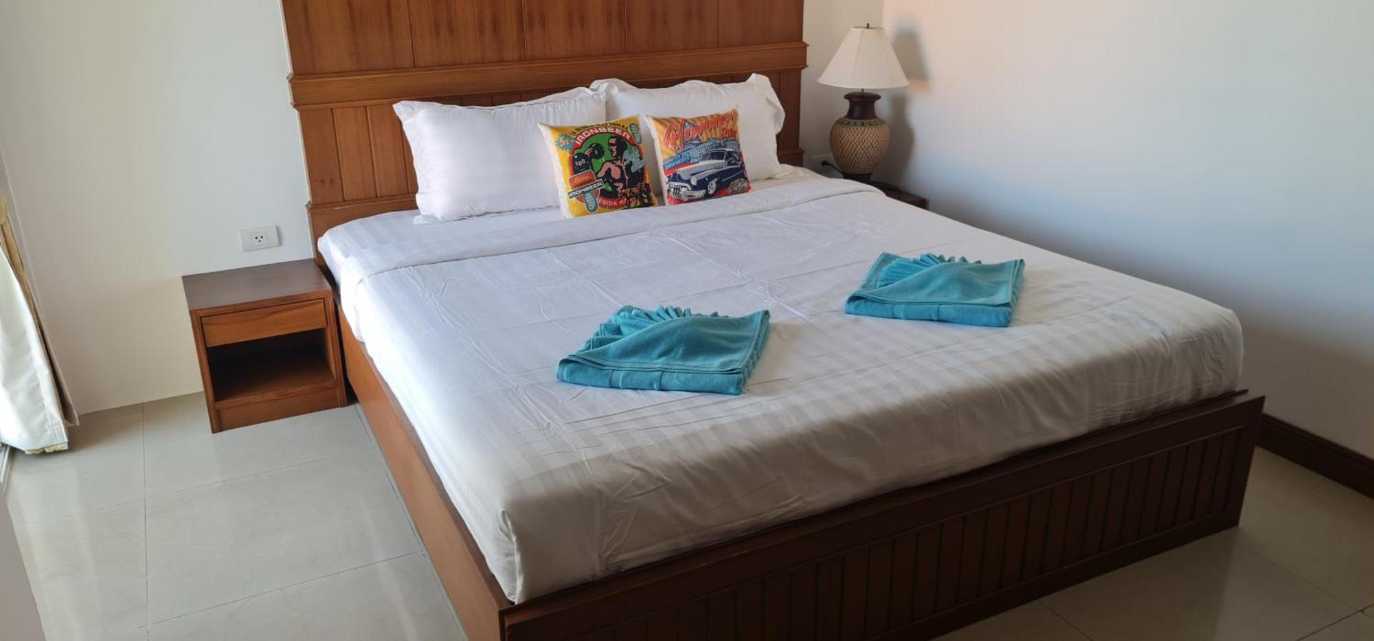 Pipikuku Hotel&Restaurant Patong Bagian luar foto
